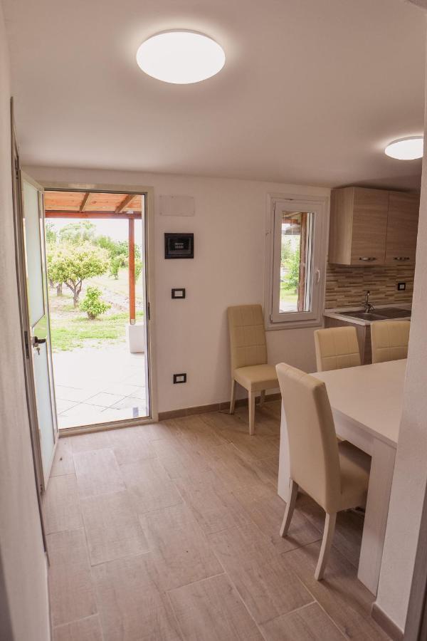 Villa Gladyr Lotzorai Bagian luar foto