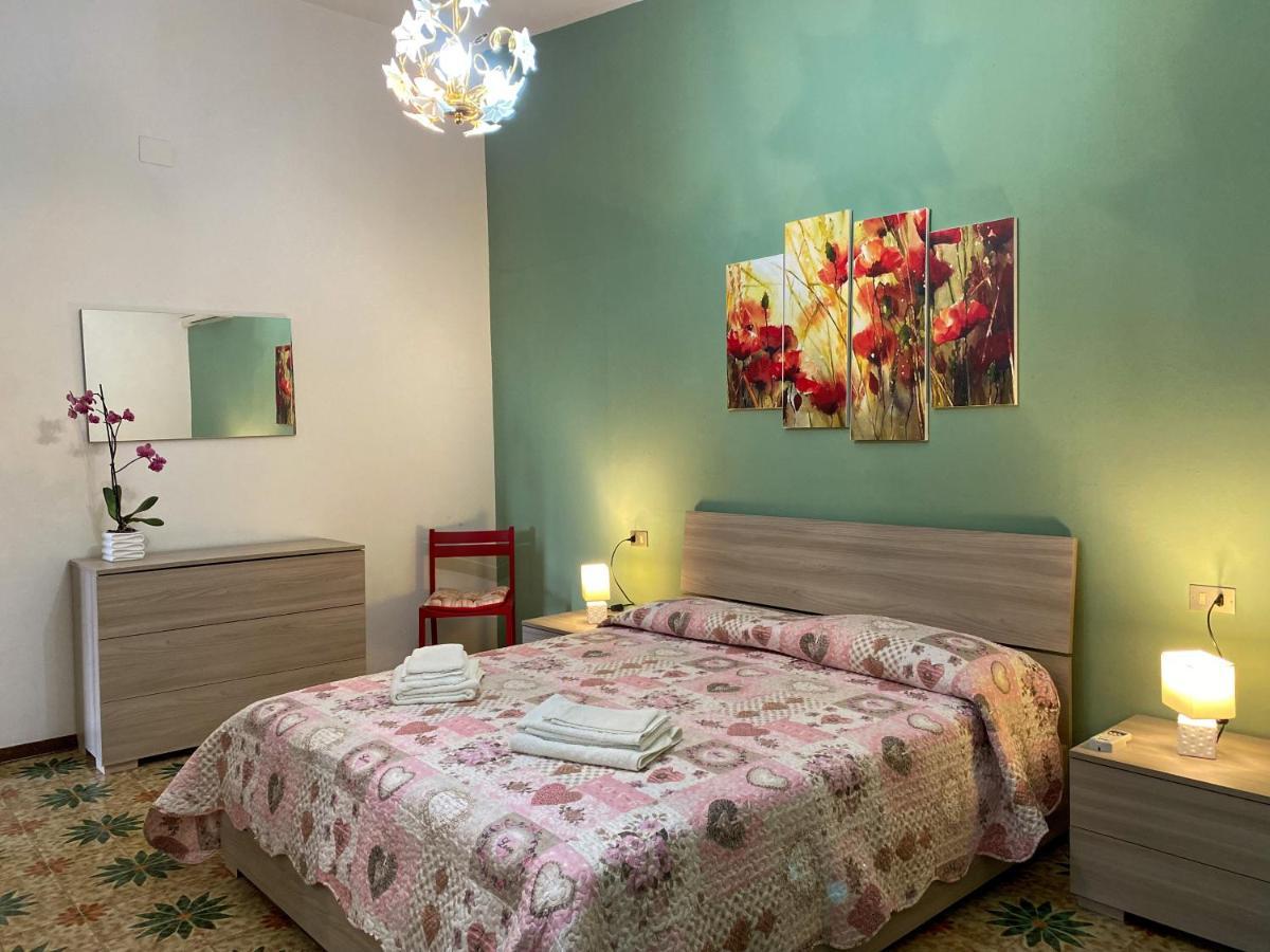 Villa Gladyr Lotzorai Bagian luar foto