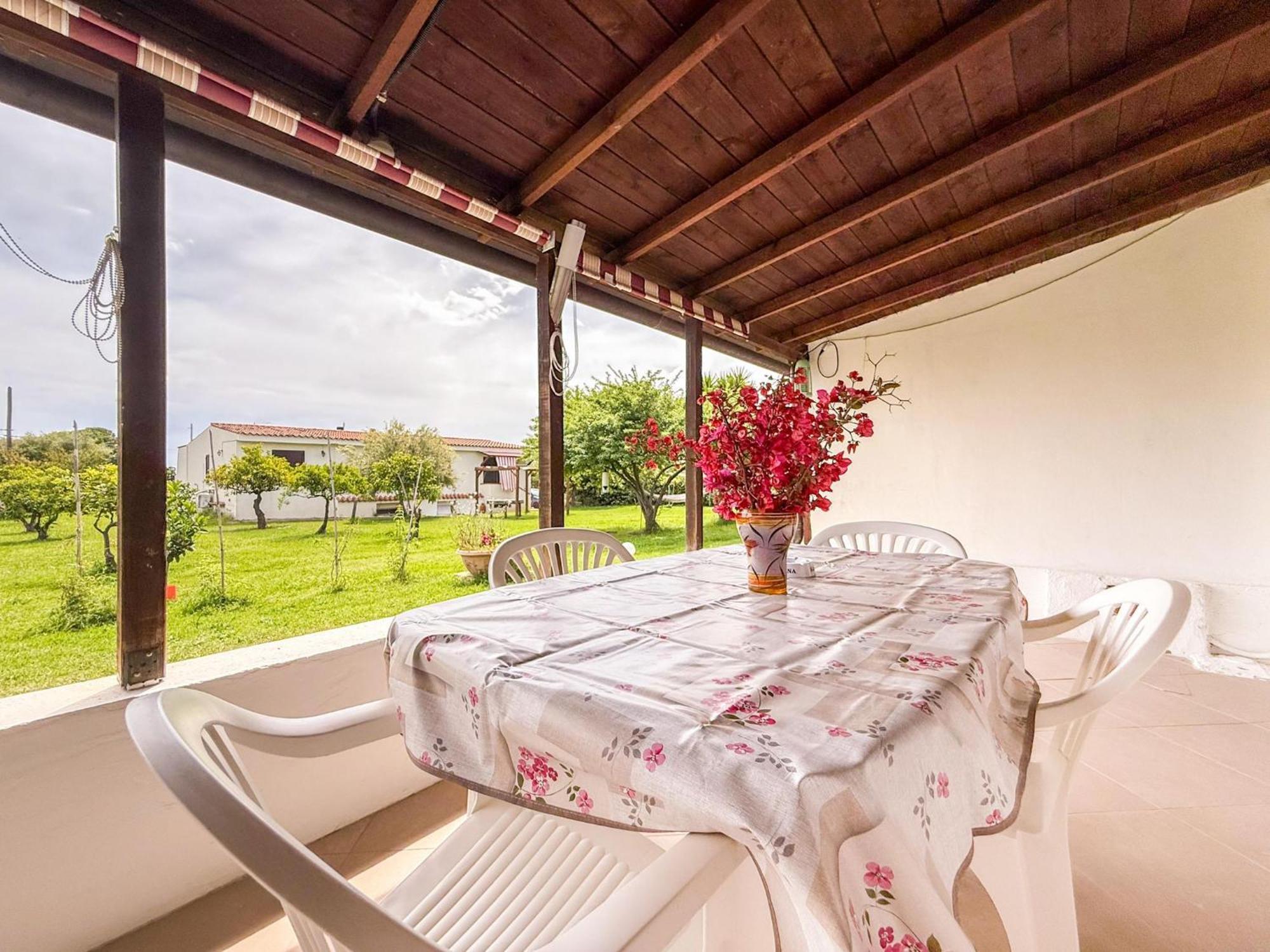 Villa Gladyr Lotzorai Bagian luar foto