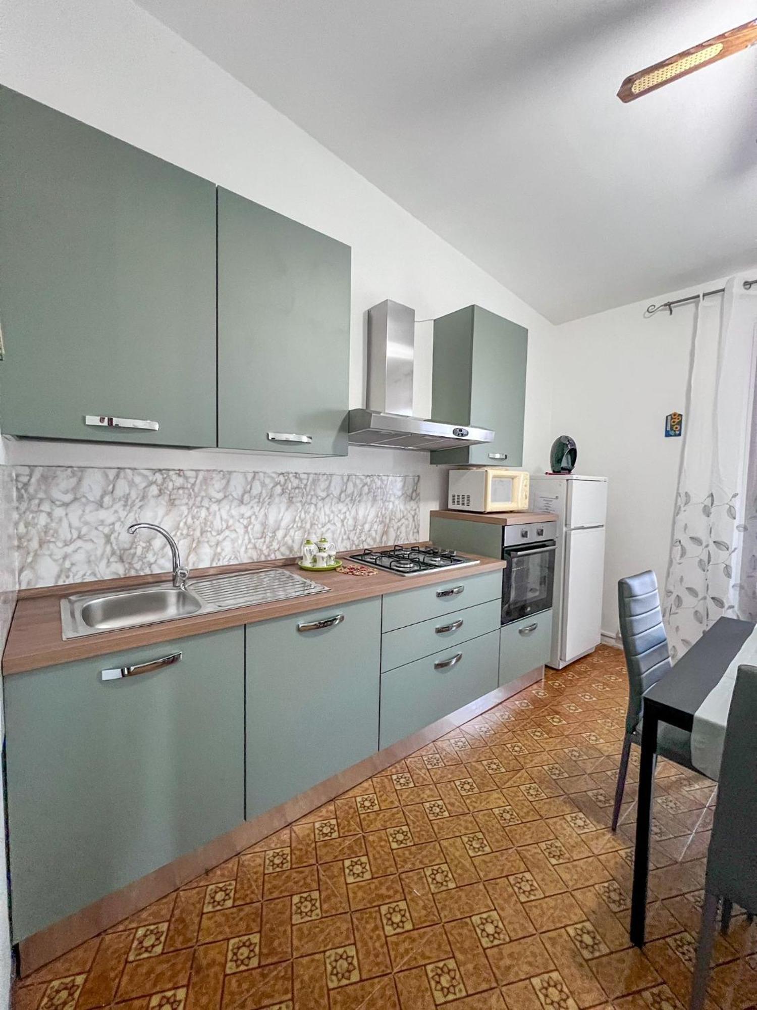 Villa Gladyr Lotzorai Bagian luar foto