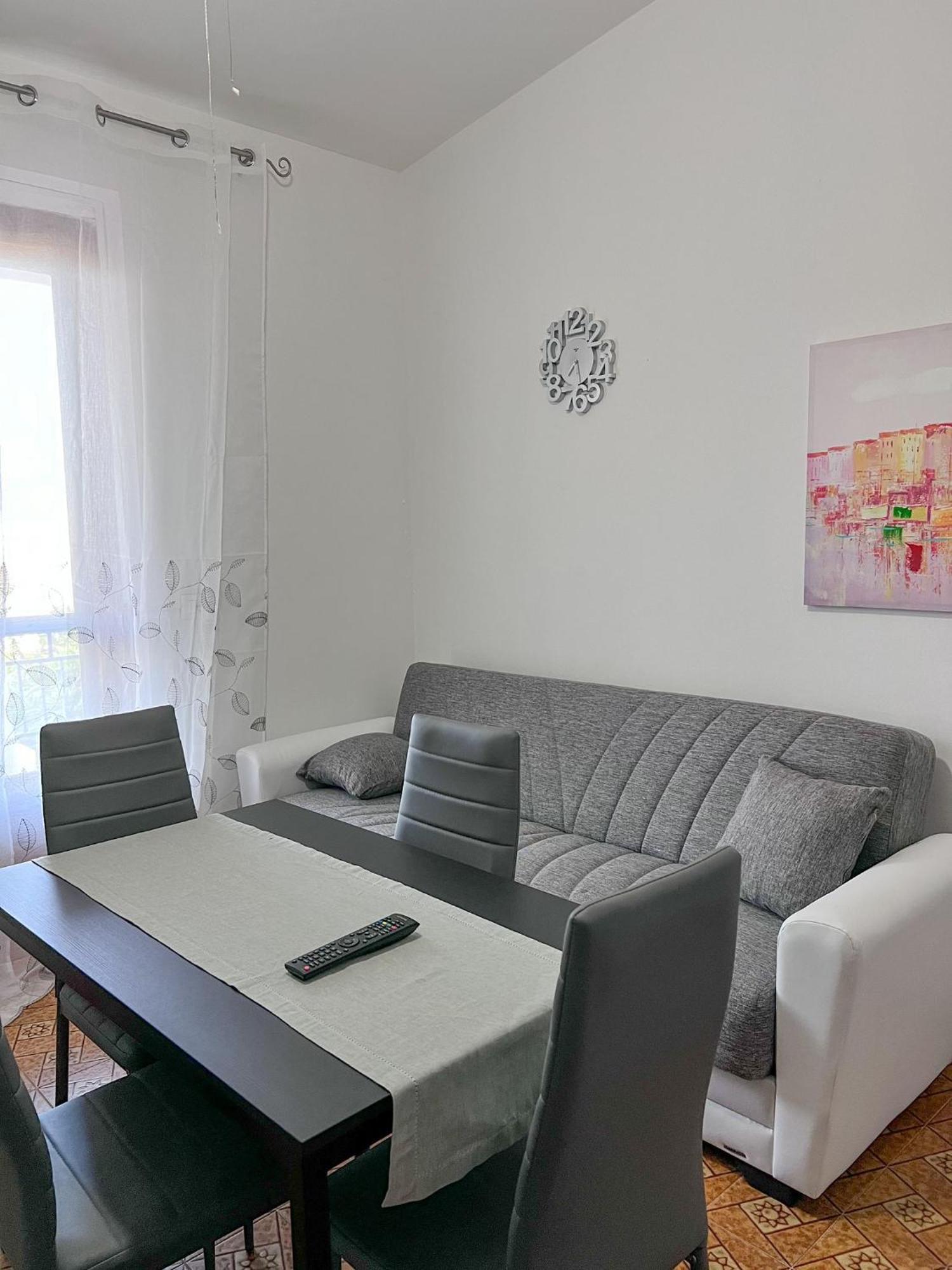 Villa Gladyr Lotzorai Bagian luar foto